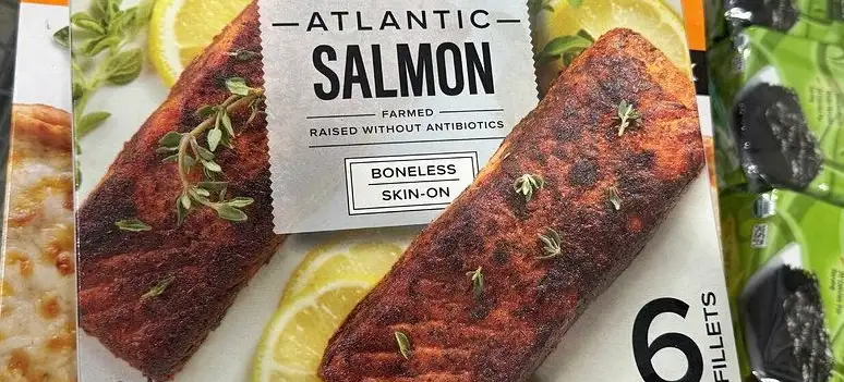 Costco Black Pepper Salmon Box of 6 Slices, Price, Nutrition, and Preparation for One Visit