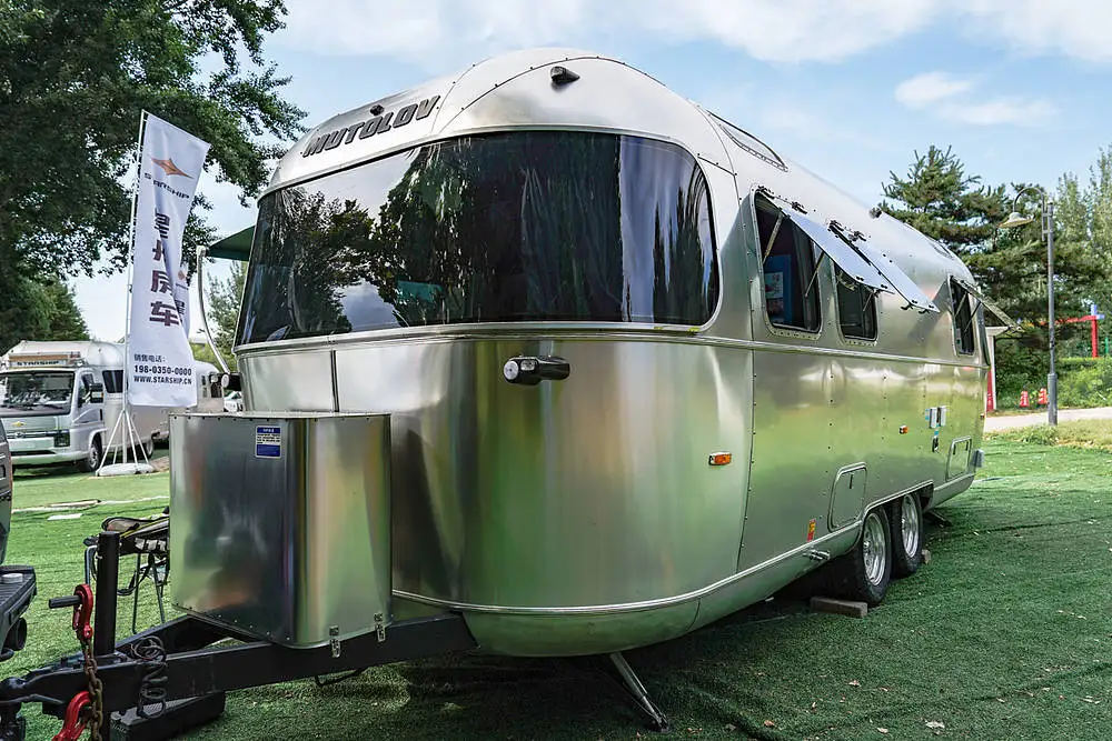 Camp trailer for sale MUTOLOV X-FACTOR X8 银漫悬挂式房车出售