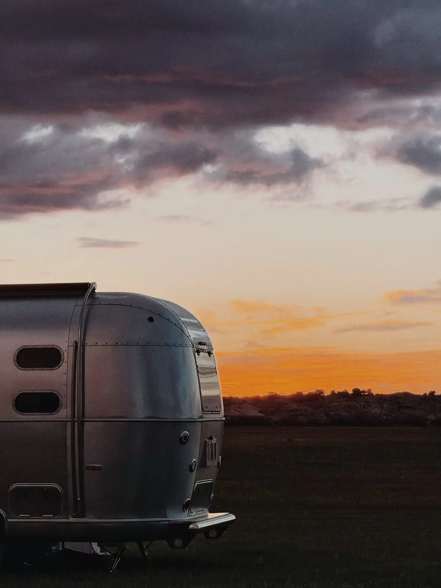 Travel trailer for sale MUTOLOV FAMILY-6 F6 银漫悬挂式房车出售